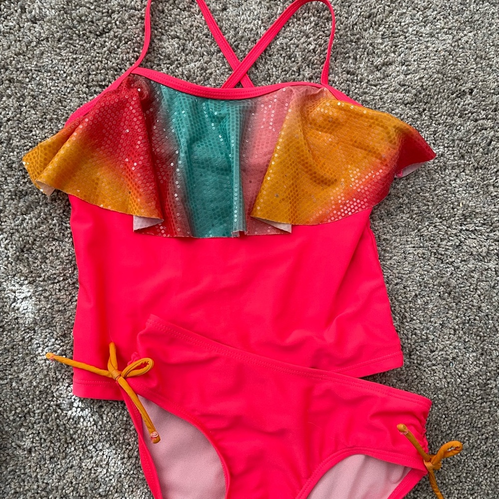 Girls swimsuit